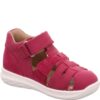 Dívčí sandály BUMBLEBEE Red Superfit 1-000392-5000 červená - 28