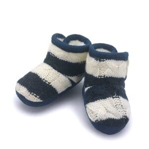 kojenecké capáčky zimní